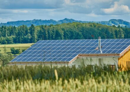 Požiadavky na strešné plášte pri umiestňovaní fotovoltaických elektrární z hľadiska protipožiarnej bezpečnosti