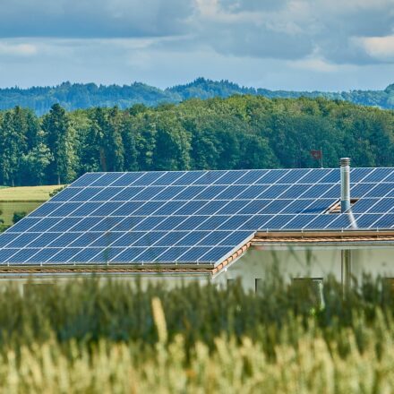 Požiadavky na strešné plášte pri umiestňovaní fotovoltaických elektrární z hľadiska protipožiarnej bezpečnosti