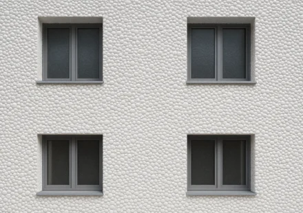 Aké sú odporúčania pre údržbu fasád izolovaných polystyrénom?