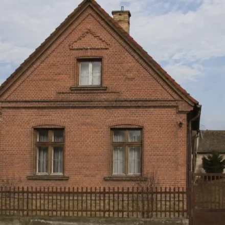 Má zmysel zatepliť starý tehlový dom? Expandovaný polystyrén (EPS) výrazne zníži tepelné straty aj pri 60 cm hrubom murive